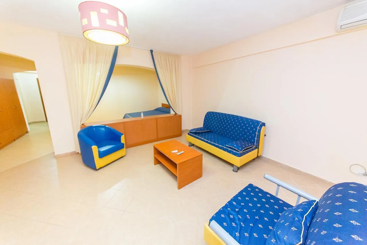 ***  Kolaveri Resort Golem Albania