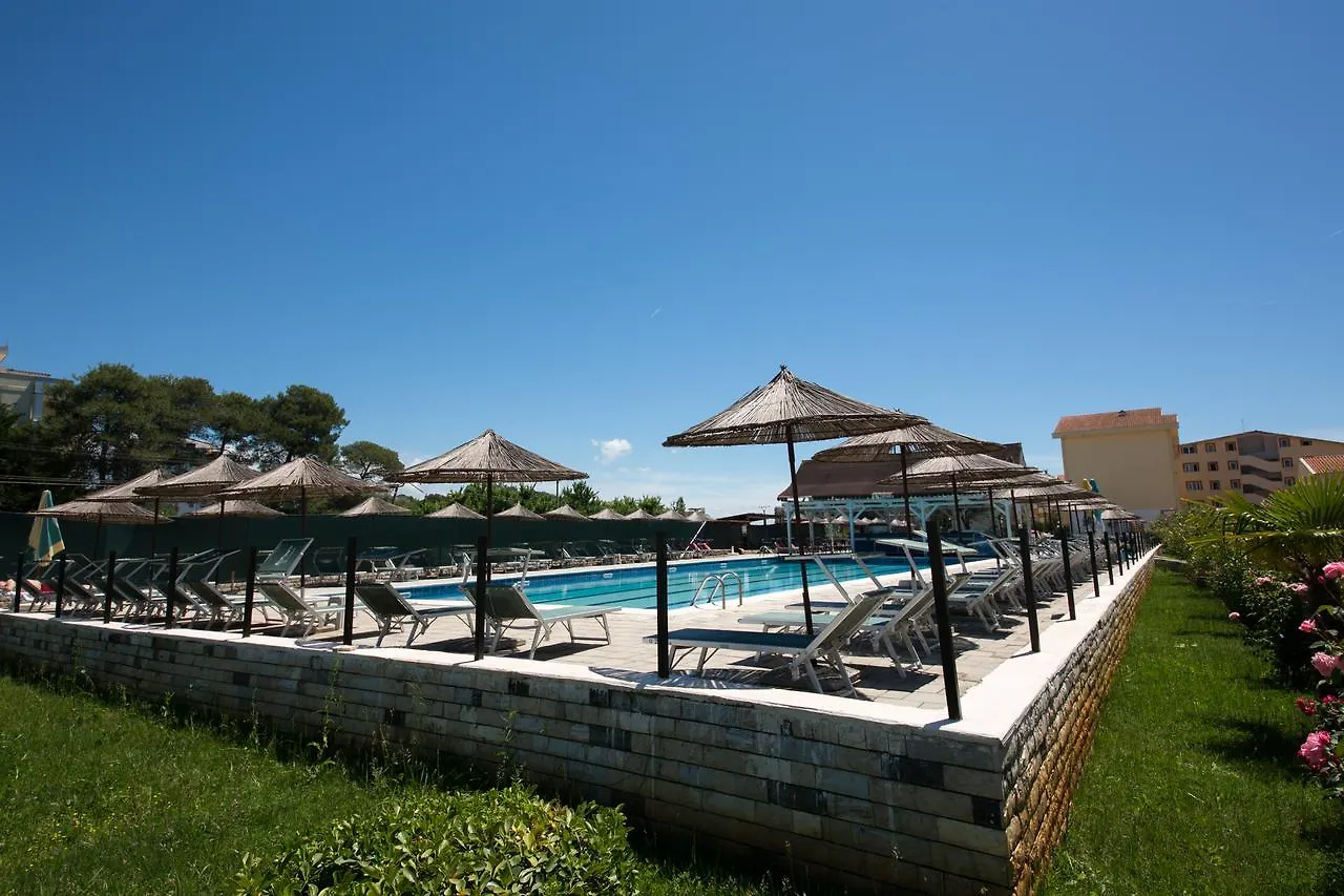 Kolaveri Resort Golem  Golem (Tirana)