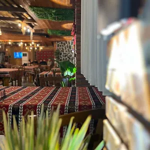 Hotel Te Bujtina Hotel- Cozy With Traditional Breakfast Near