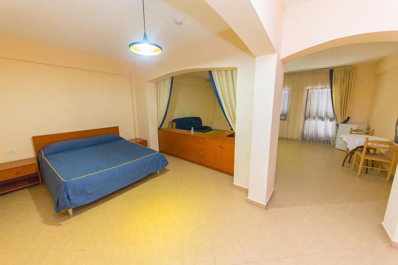 Kolaveri Resort Голем Албания