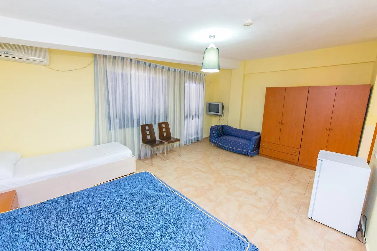 Kolaveri Resort Голем 3*,  Албания